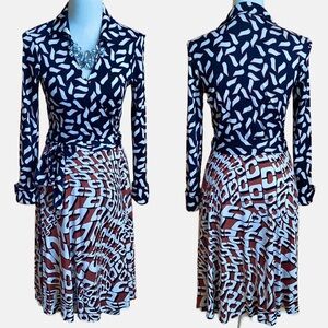 DIANE VON FURSTENBERG Silk Chain Vicuna Wrap Dress Size 8